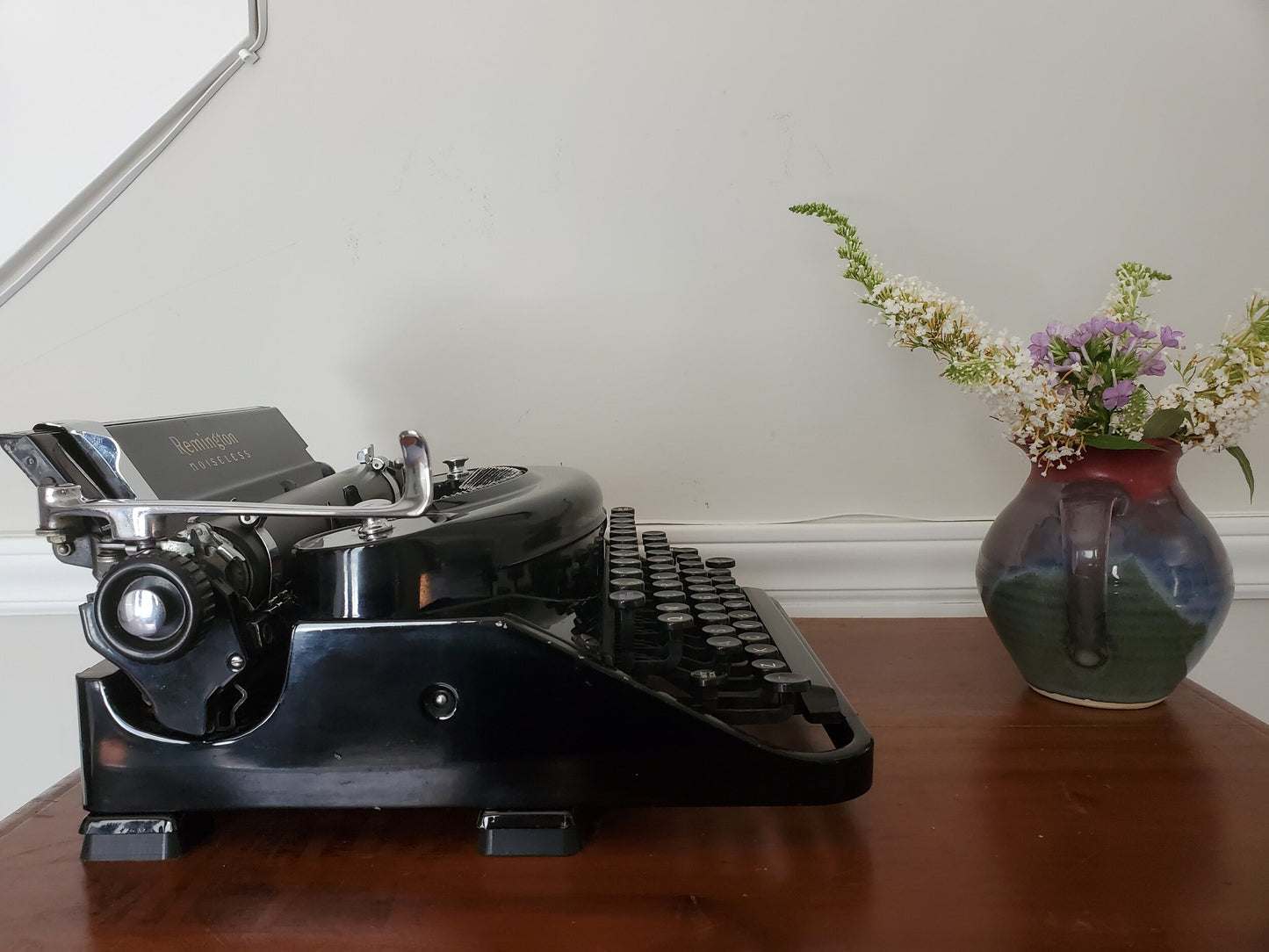 Underwood or  Remington Noiseless Model 7 Portable typewriter: Working with Guarantee, Case, PDF Manual, New Ribbon, and Lifetime Trade in Policy